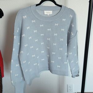 #079 sky blue ribbon sweater